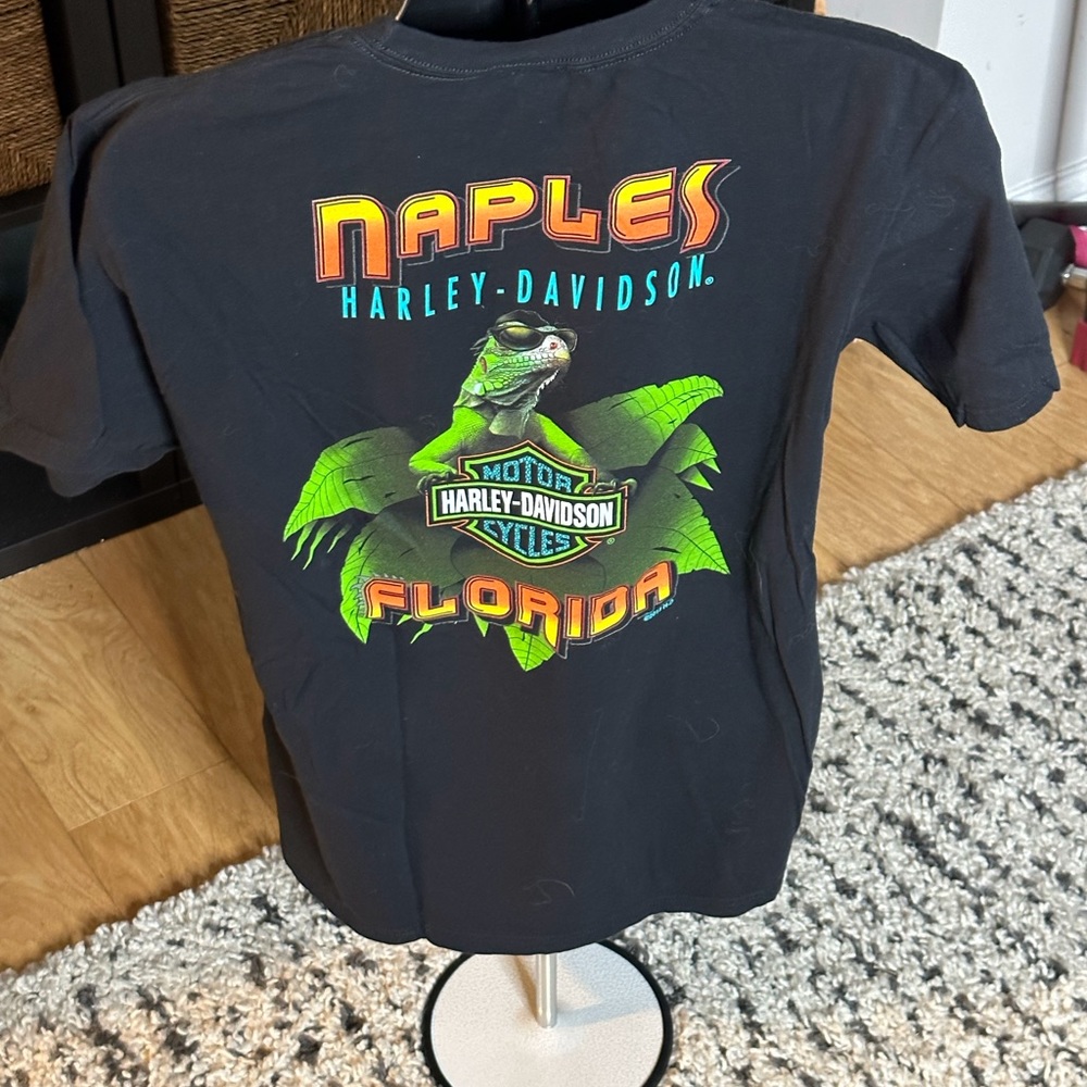 Harley Davidson mens short sleeve T-shirt , Naples FL.
